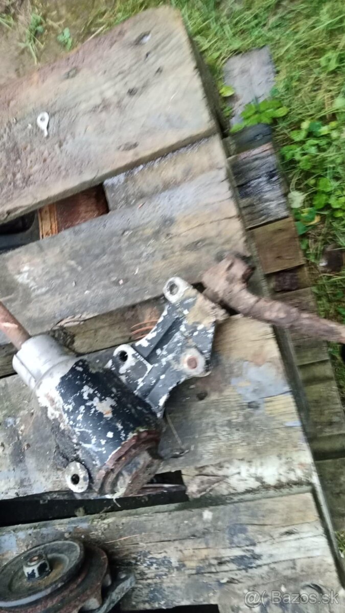 Moskvič 408-412 náhradné diely - 3