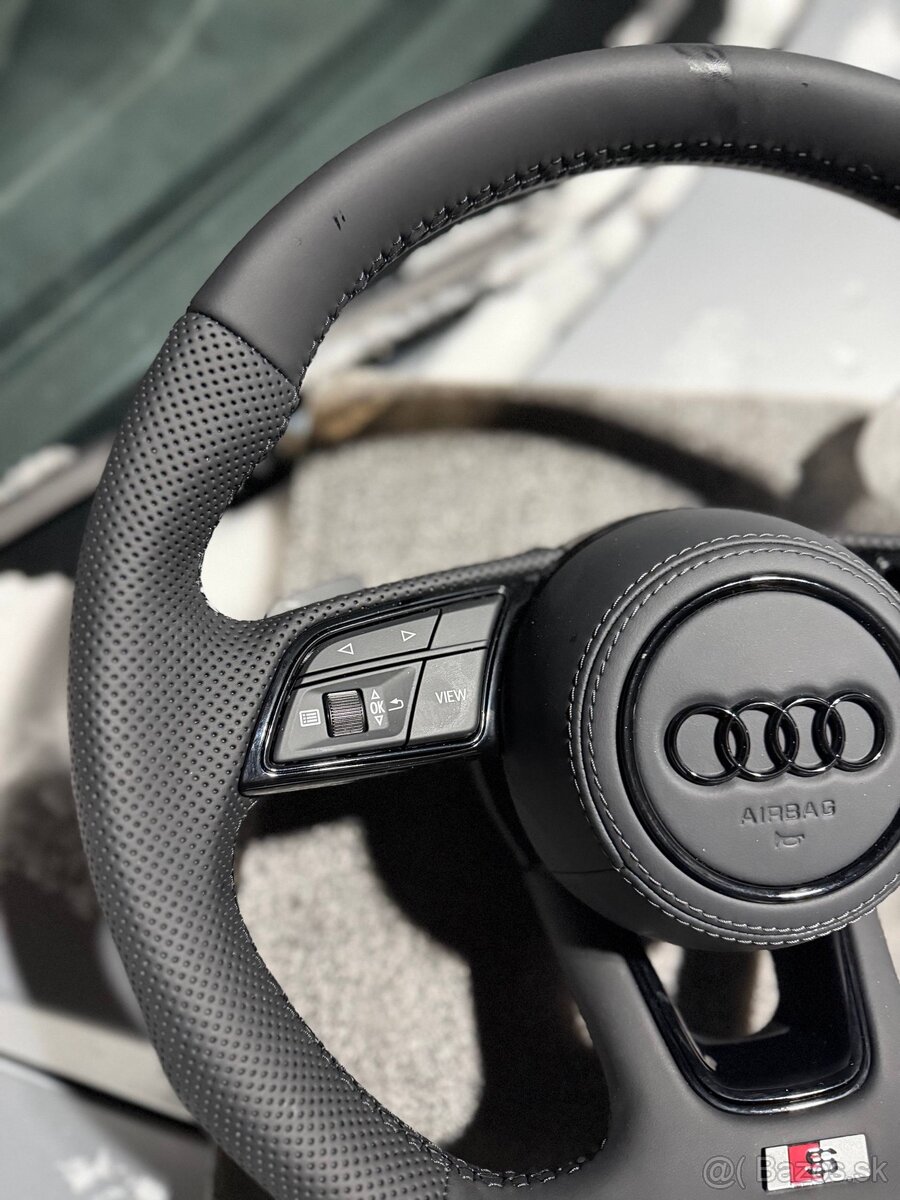 Audi S-line volant - 3