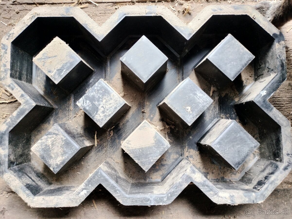 Forma na betónové vyrobky - 3