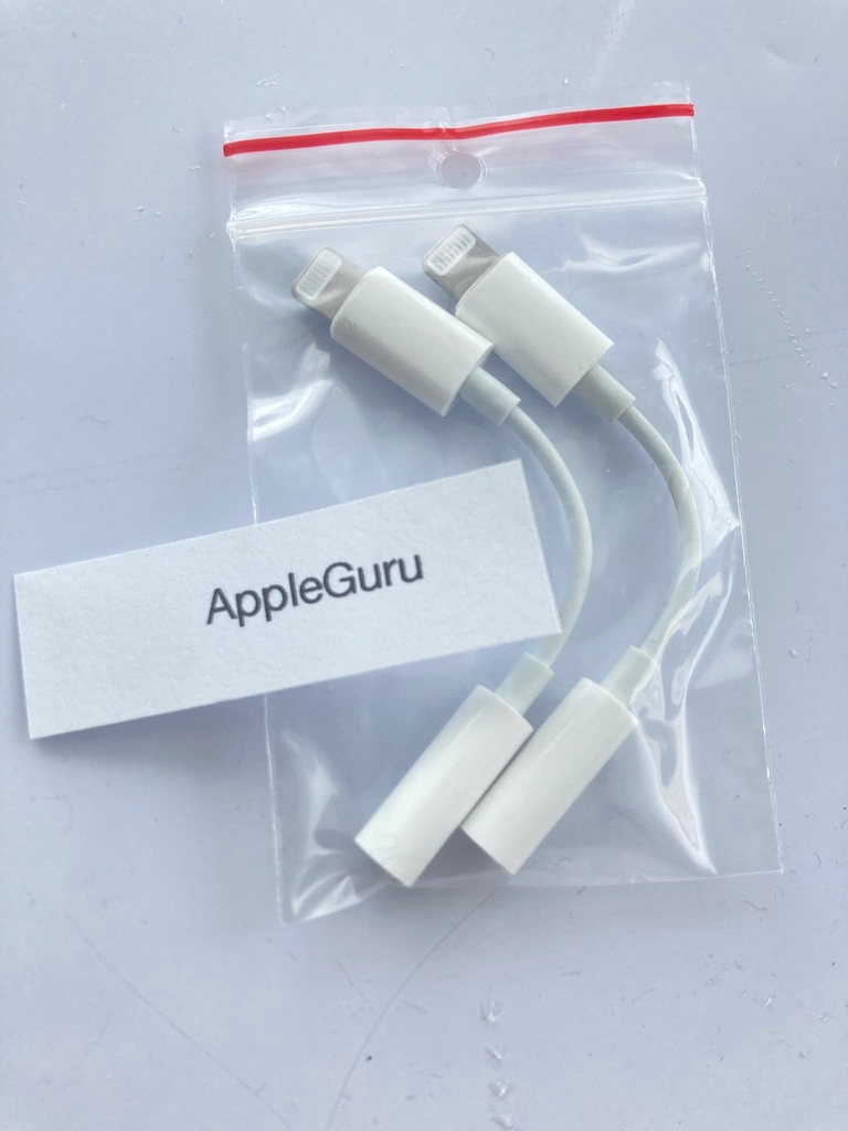  Originál Apple Lightning to 3.5 mm Headphone Jack Adapter - 3