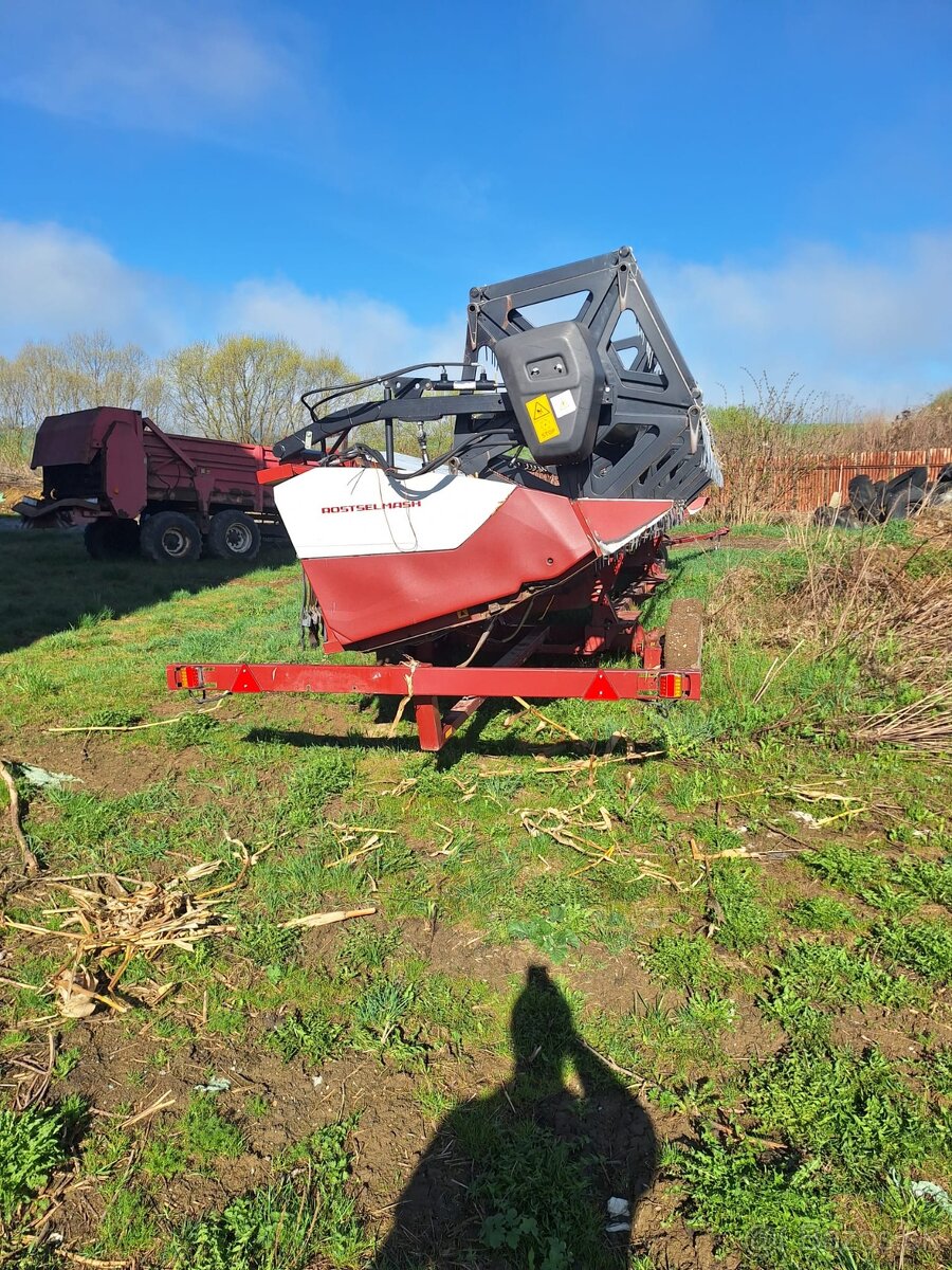 Rostselmash Power Stream 900 + vozík - 3