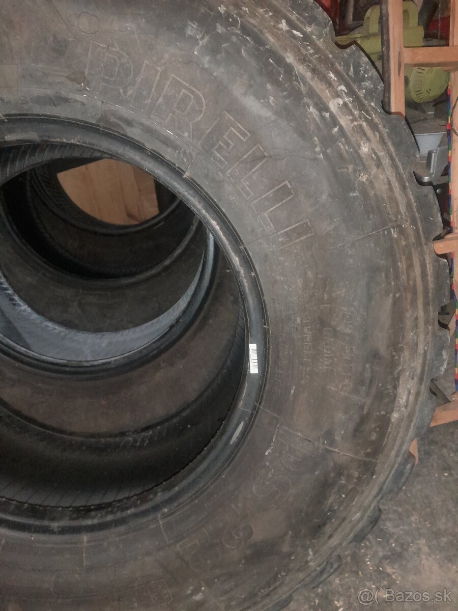 PIRELLI PS22 PISTA 365/80 R20 152K - 3