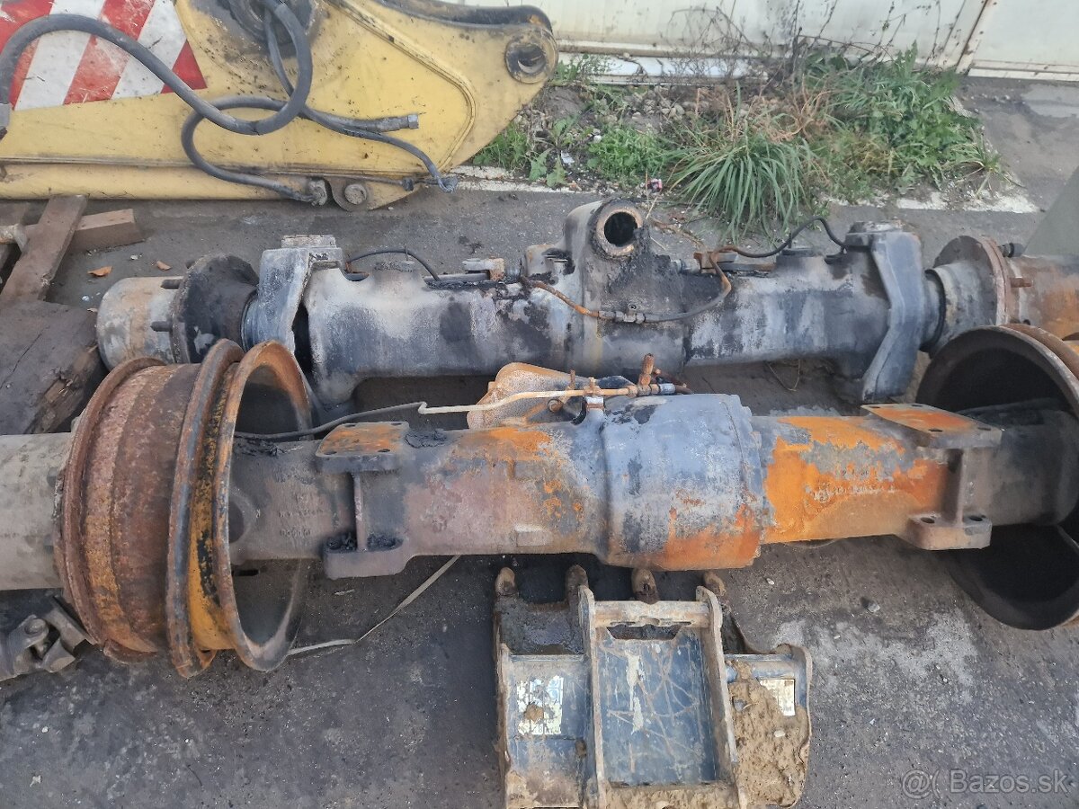 NEW HOLLAND MH 5,6 ramena, napravy, kardan - 3