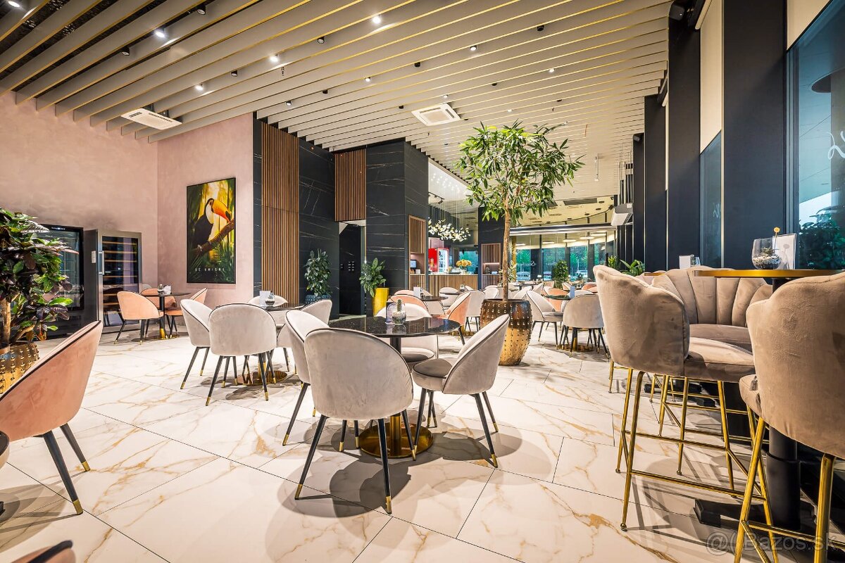 Postúpenie prevádzky – Sweetbox Caffé, Nitra - 3