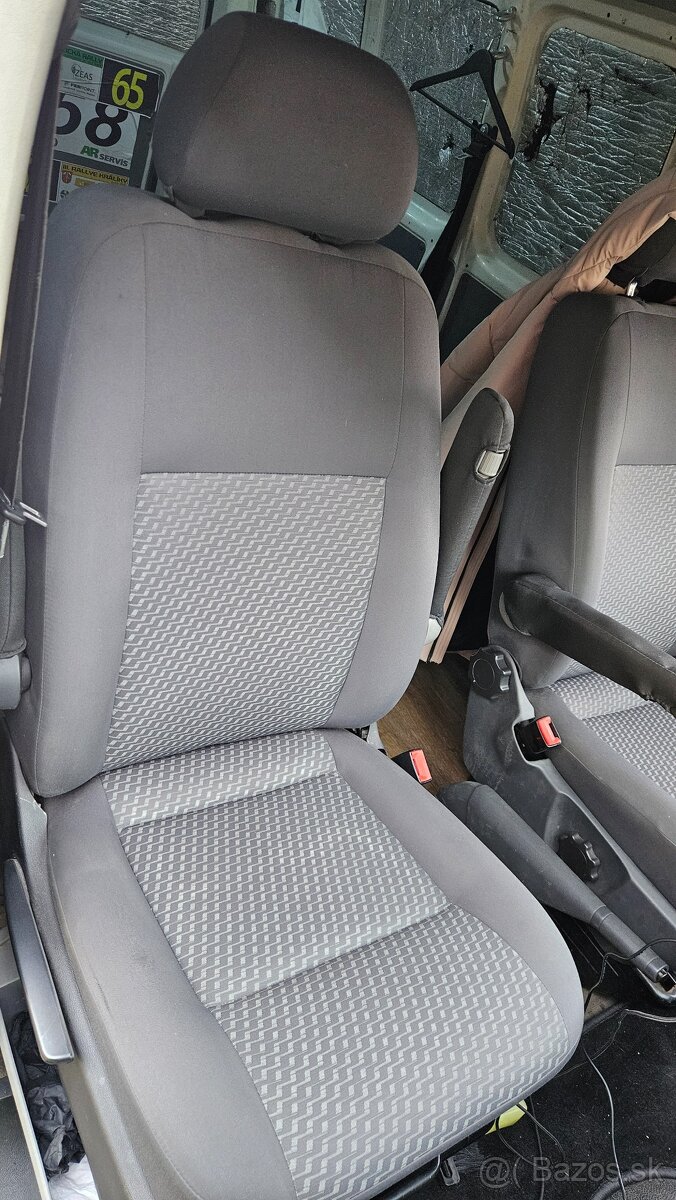 Sada sedaček VW Transporter Caravelle - 3