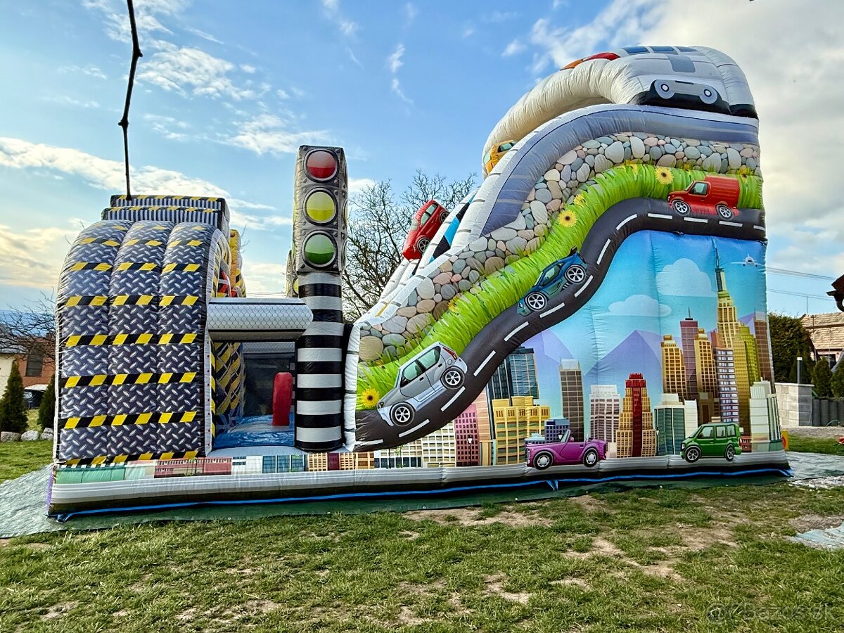 Skákací hrad Veľkomesto - 3