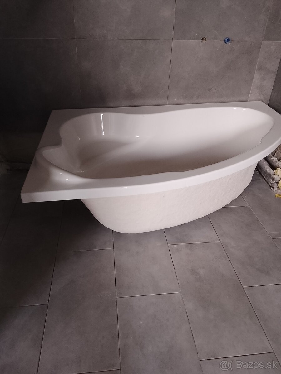 Rohová vaňa - 3