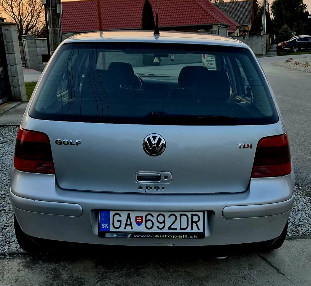 Predam VW GOLF 4 - 3