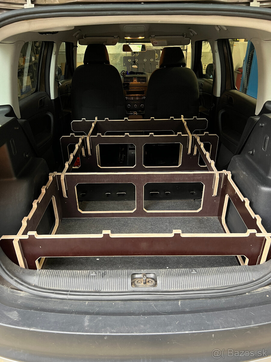 Predám skladaci kempingovy box pre Skoda Yeti - 3