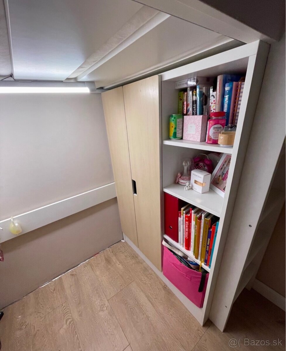 Vysoká detská posteľ so stolom a zásuvkami - 3