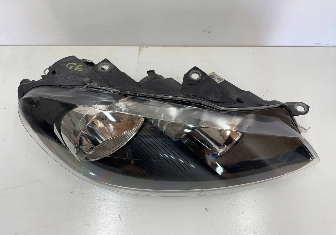 VW golf VI 6 2008- pravé predné svetlo - 3