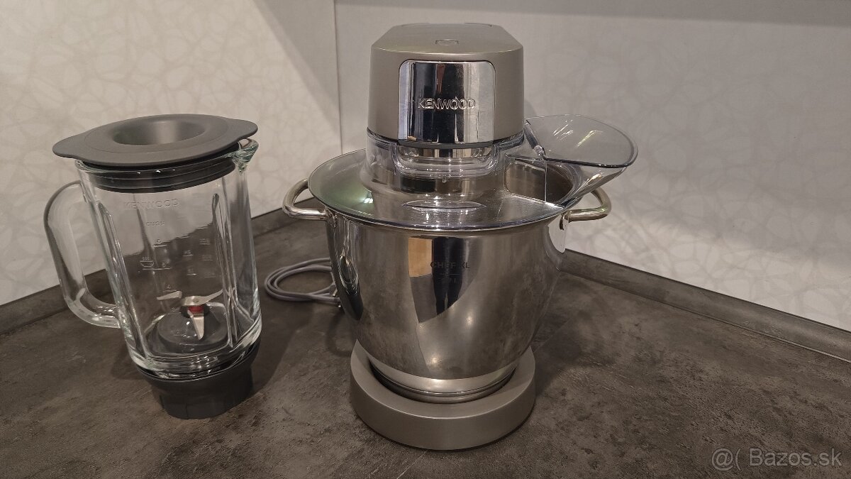 Predám kuchynský robot Kenwood KVL 80 CHEF XL - 3