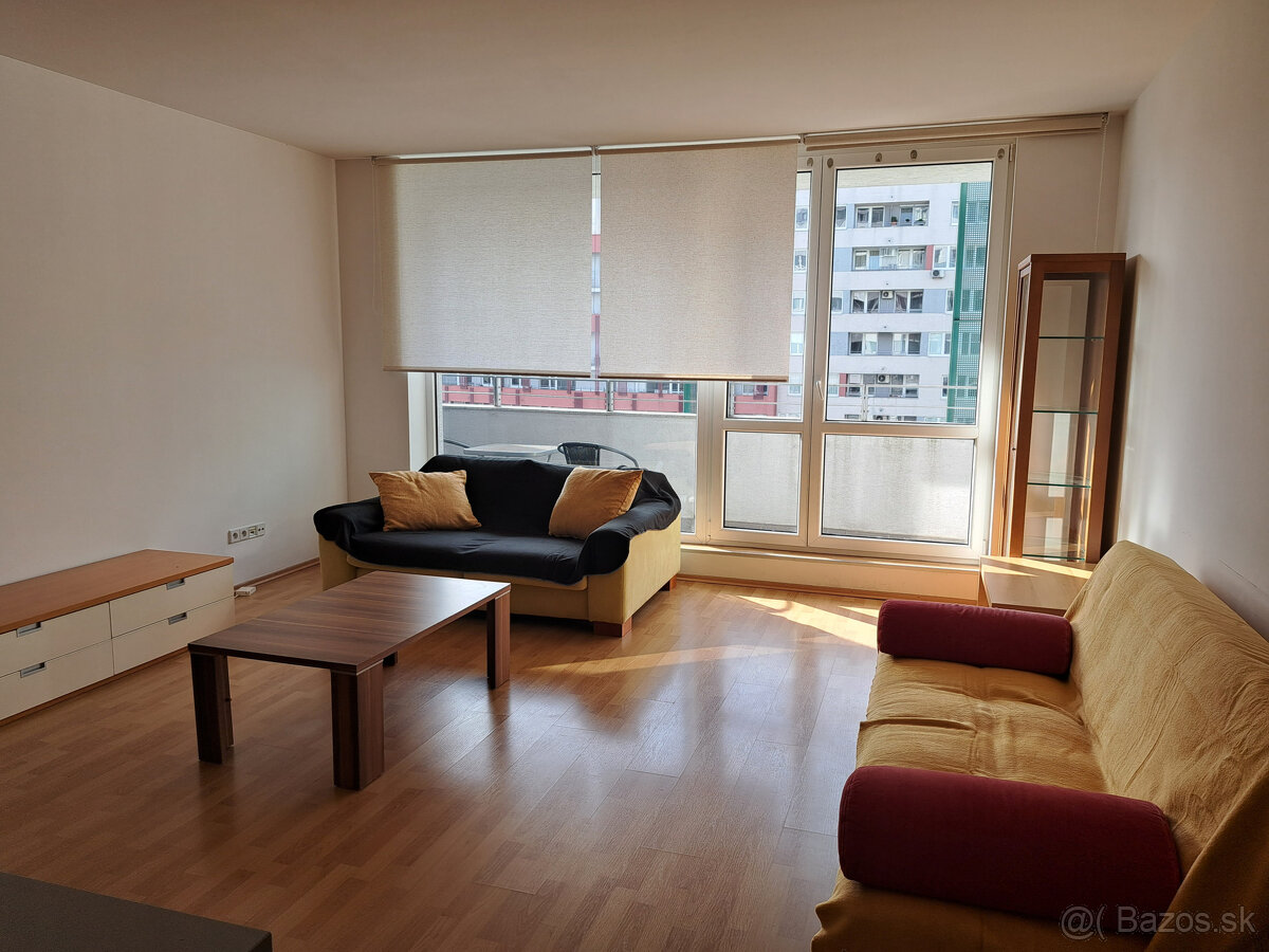 PRÍJEMNÝ TICHÝ 2-IZB.BYT V NOVOSTAVBE NA TOMAŠIKOVEJ UL., ZA - 3