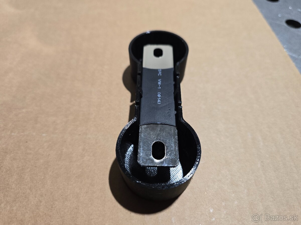 Krytky na pasoviny LiFePo4. - 3