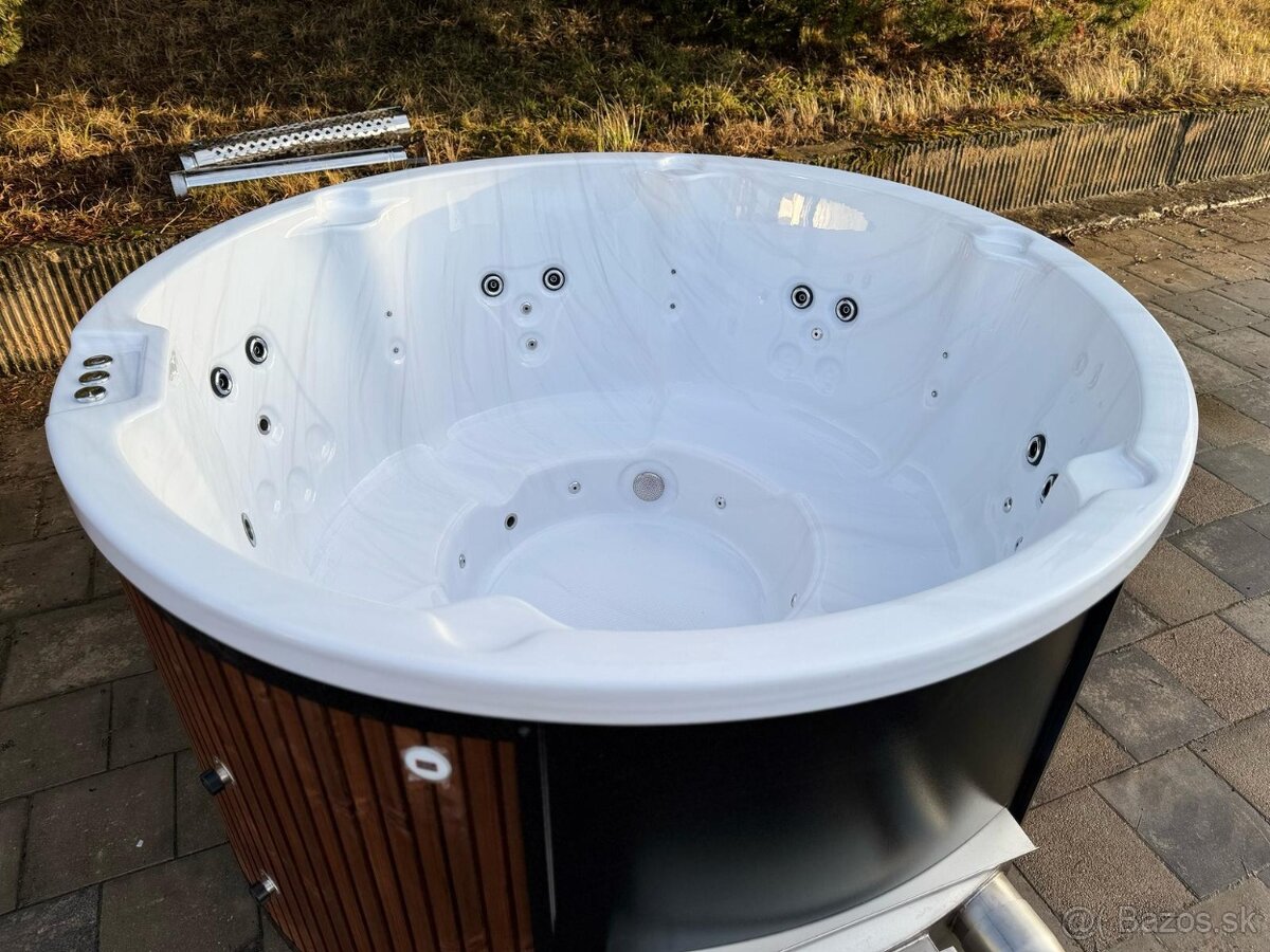 Akrylátová vírivka PREMIUM Ø200CM - 3