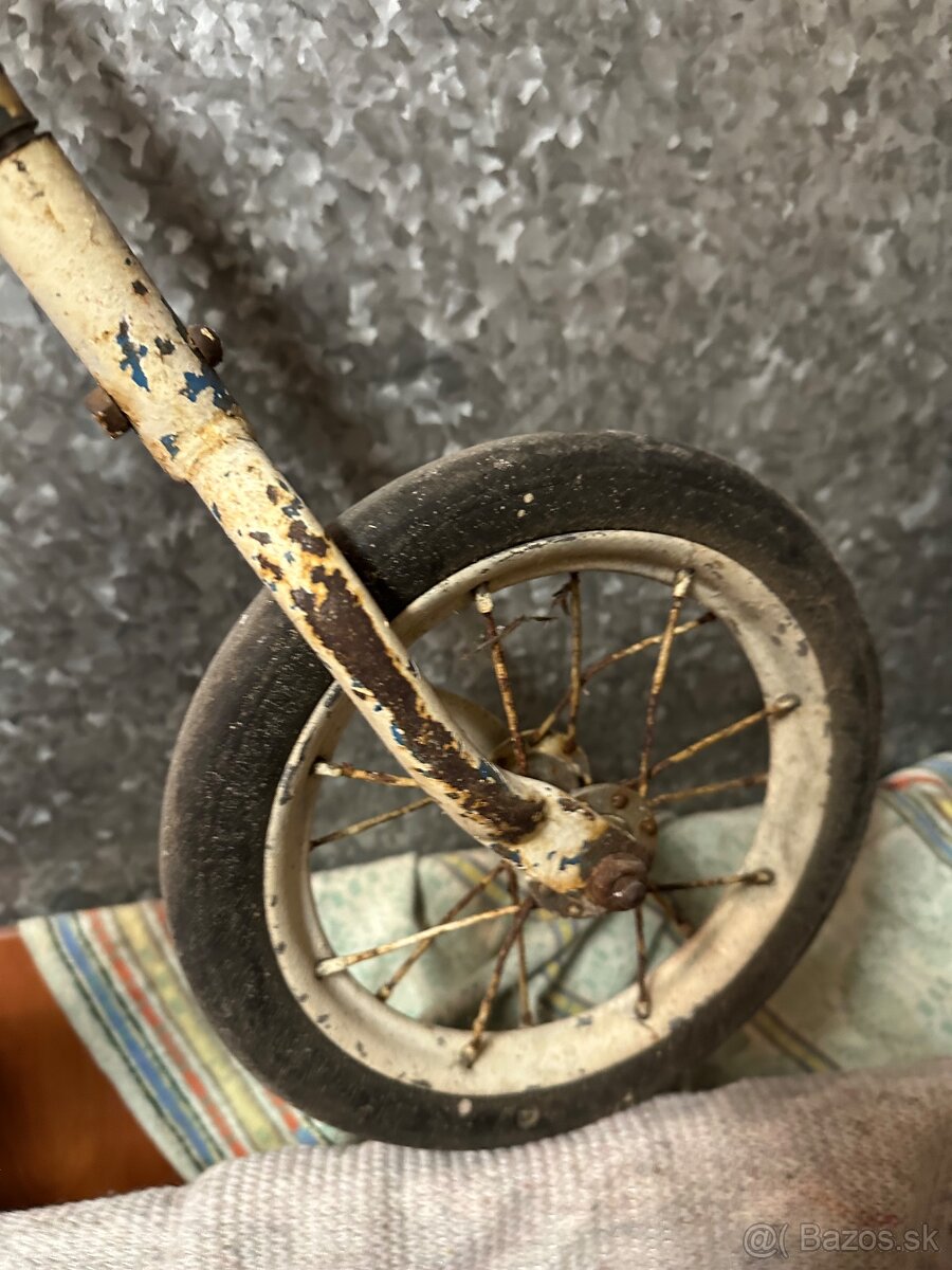 Retro kolobežka - nalezivy stav - 3