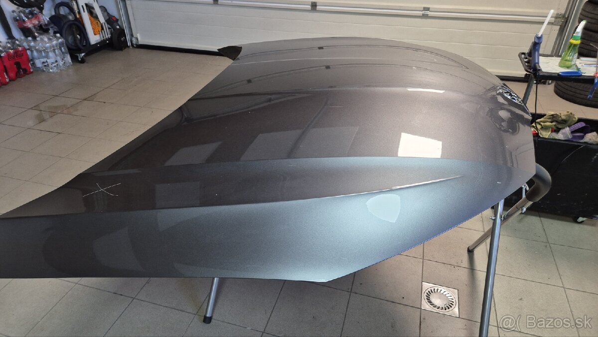 Predna kapota octavia 4 - 3