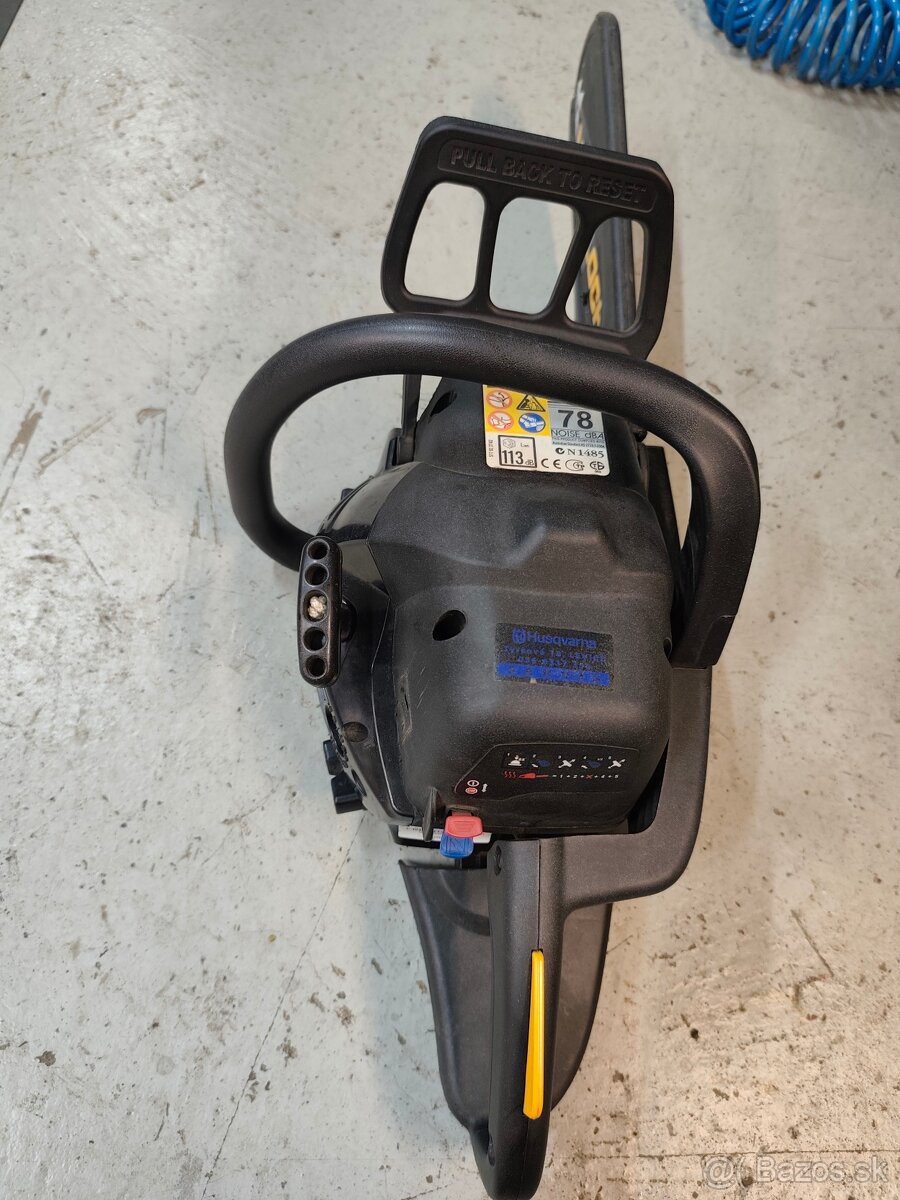 Motorova píla mcculloch CS 330 - 3