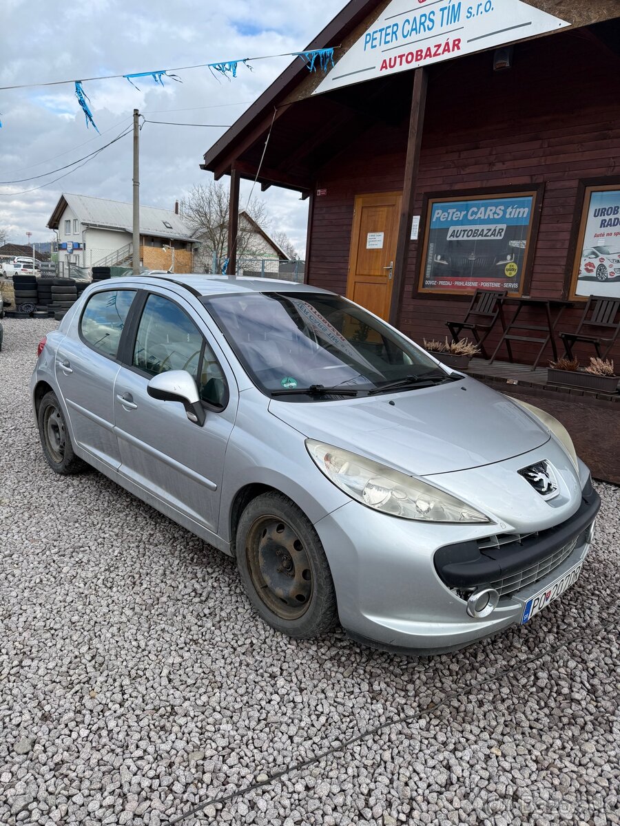 Peugeot 207 - 3