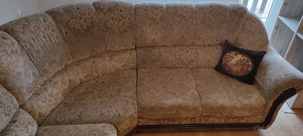 Predam rohovu sedacku - 3