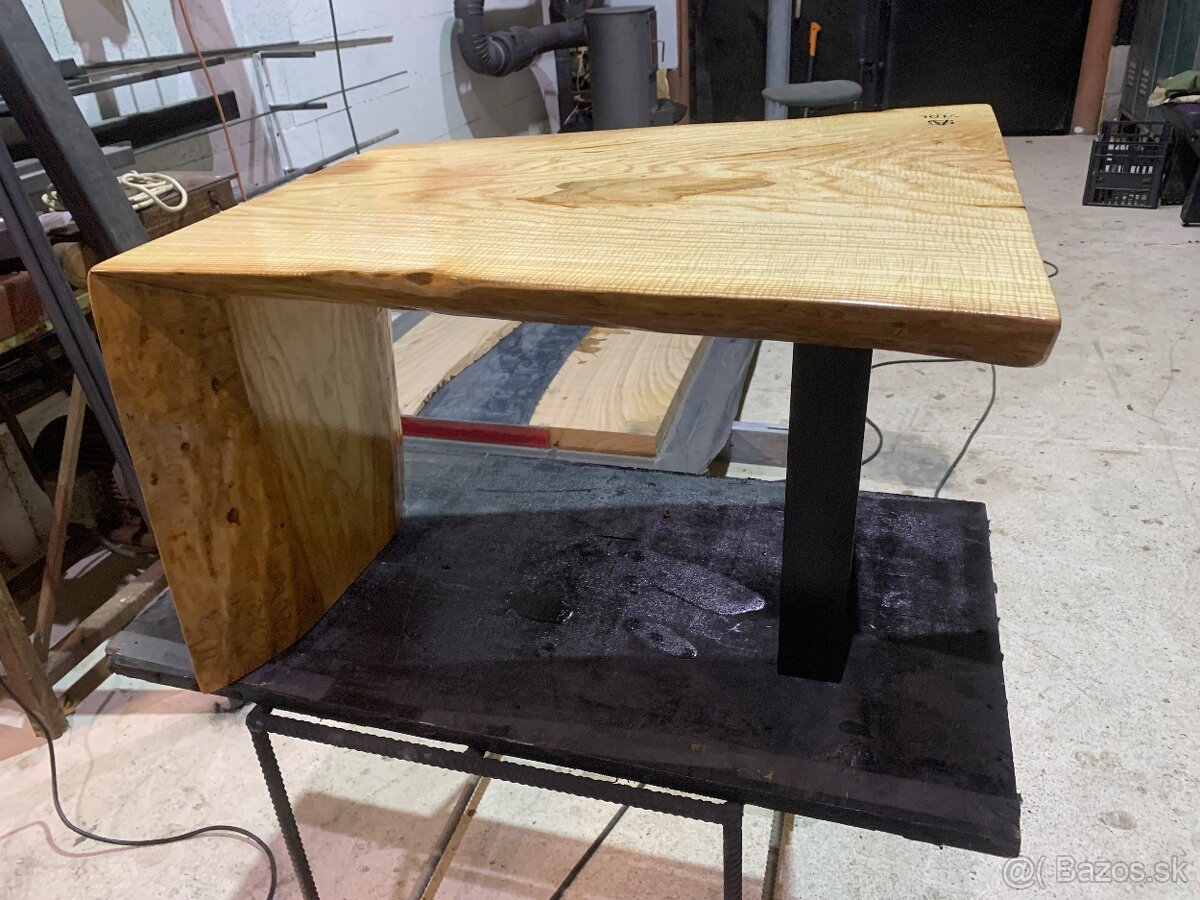 Konferenčný stolík - 3