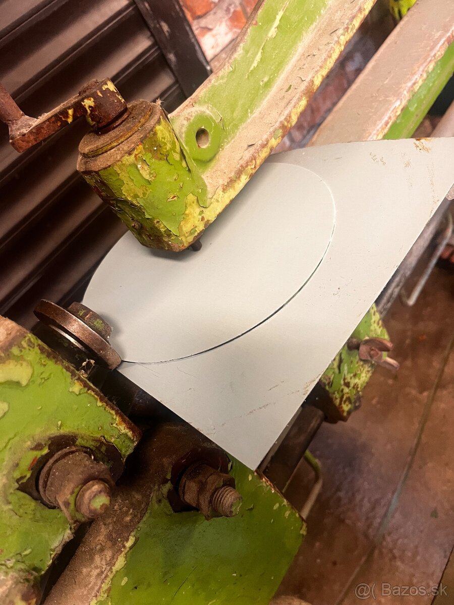 Vykružovacie nožnice - 3