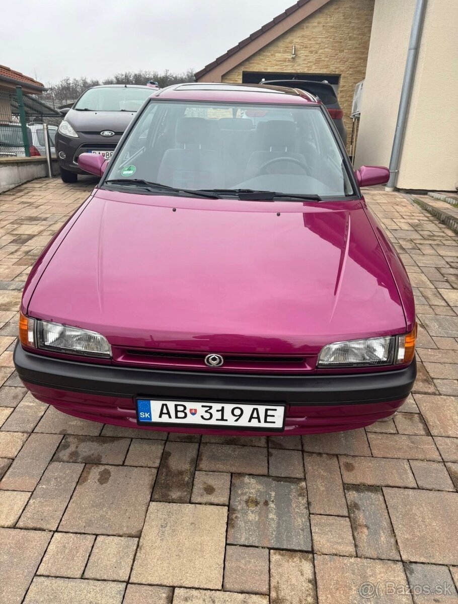 Mazda 323 - 3
