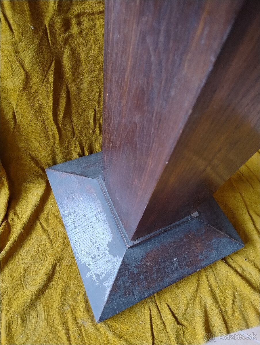 Kaviarensky stolik, okolo 1910, povodny stav - 3