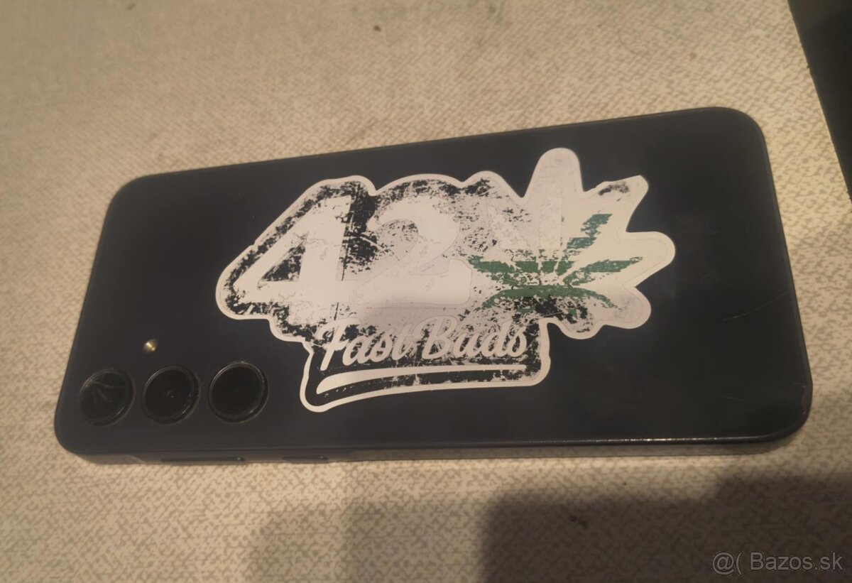 Samsung Galaxy A35 5G – plne funkčný – drobná prasklina (poz - 3