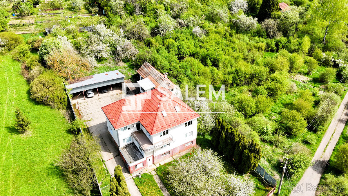 3 podlažný dom s veľkým pozemkom na Podborovej - Zvolen - 3