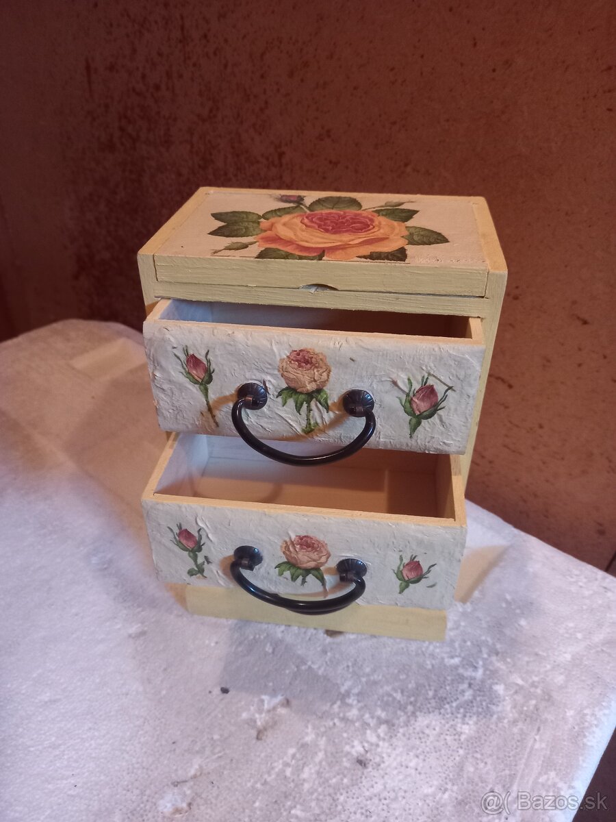 Fľaše šperkovnica hodiny. - 3