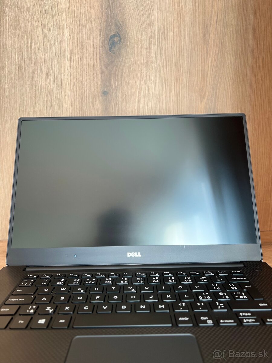 Predám Dell Precision 5520 - 3