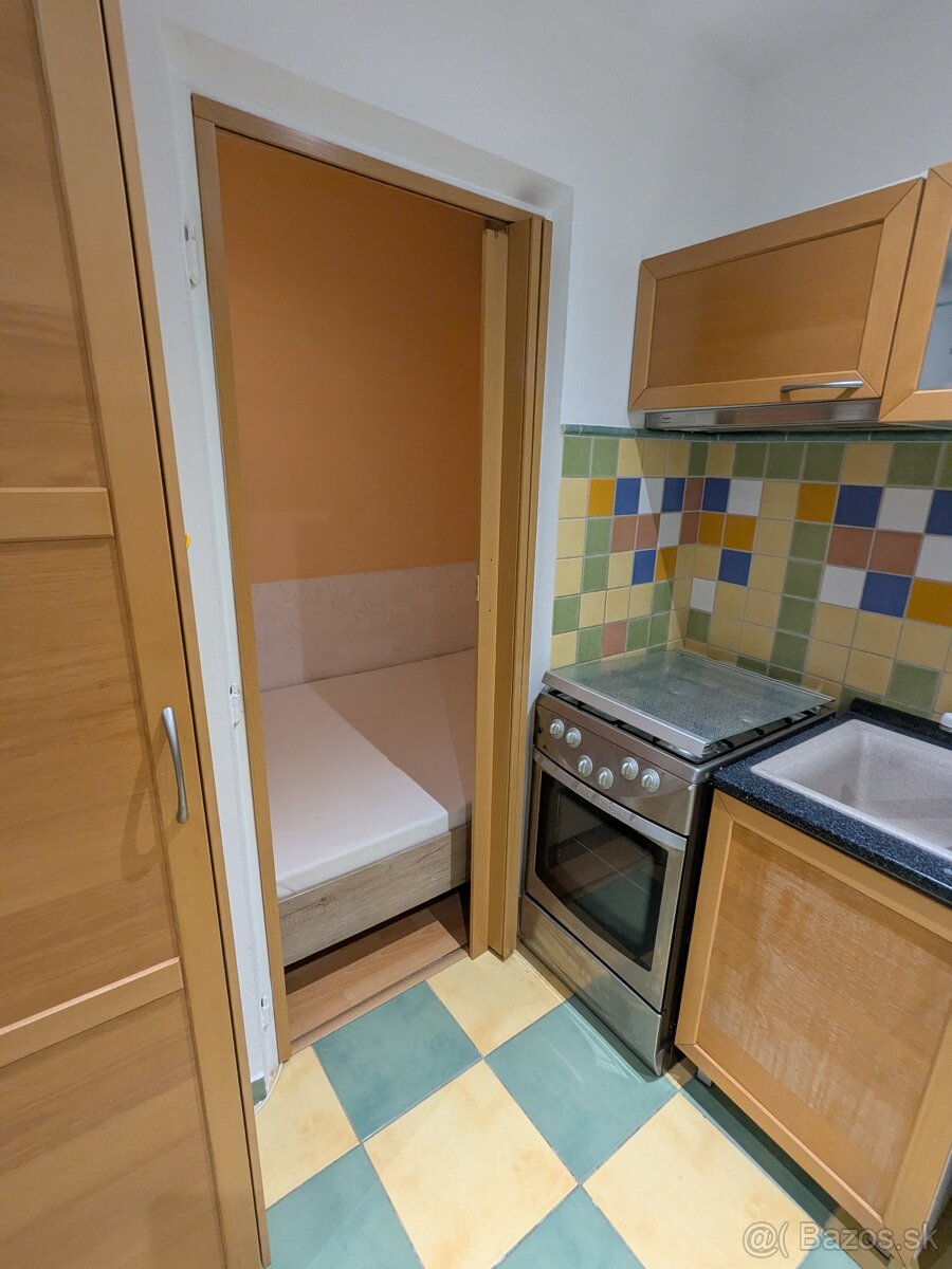 Prenájom 1,5 izb.bytu v Karlovej Vsi - 3