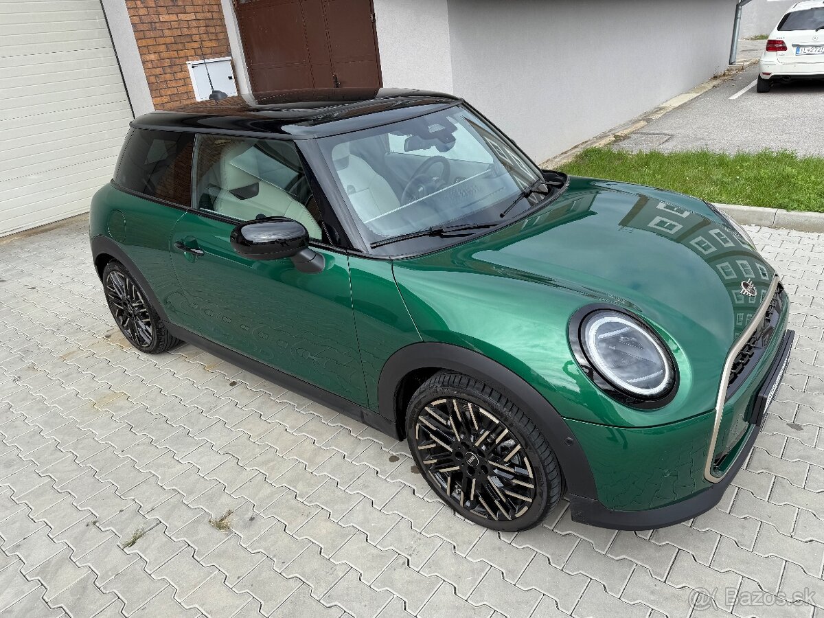 MINI COOPER C Race Green 2025 - 3