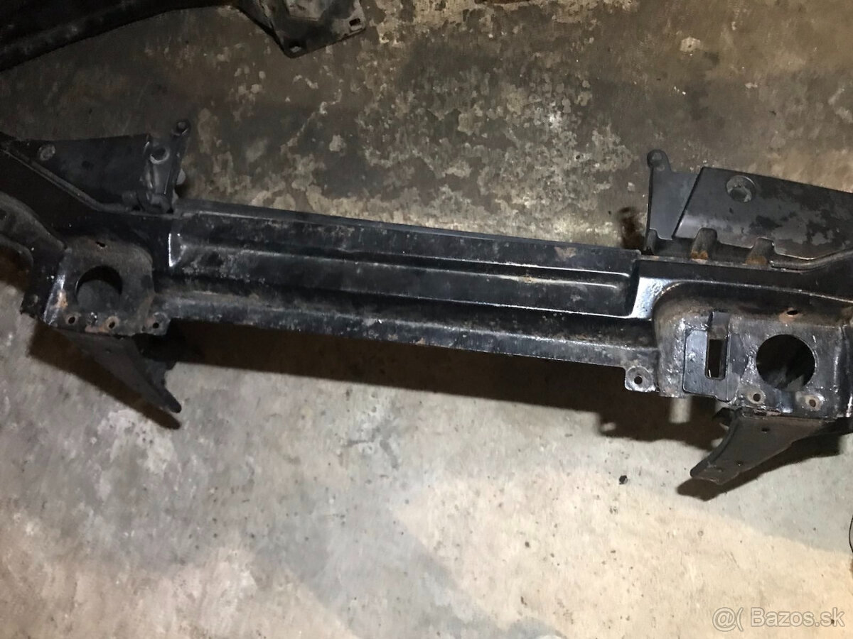 BMW X5 E53 predne celo predna vystuha - 3