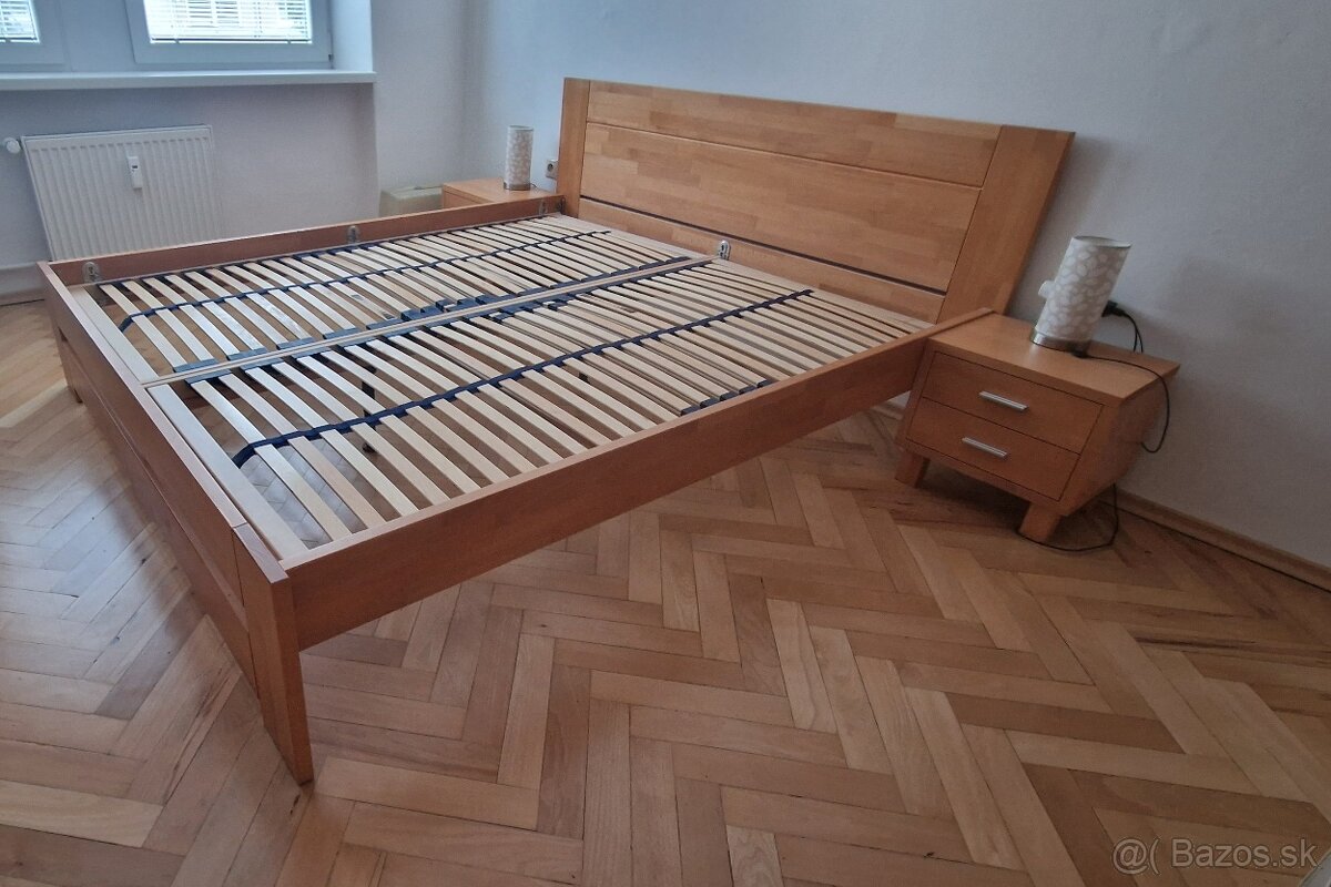 Drevená manželská posteľ - 3