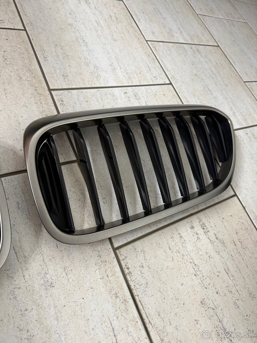 Predna maska BMW G30/31 M550 style - 3
