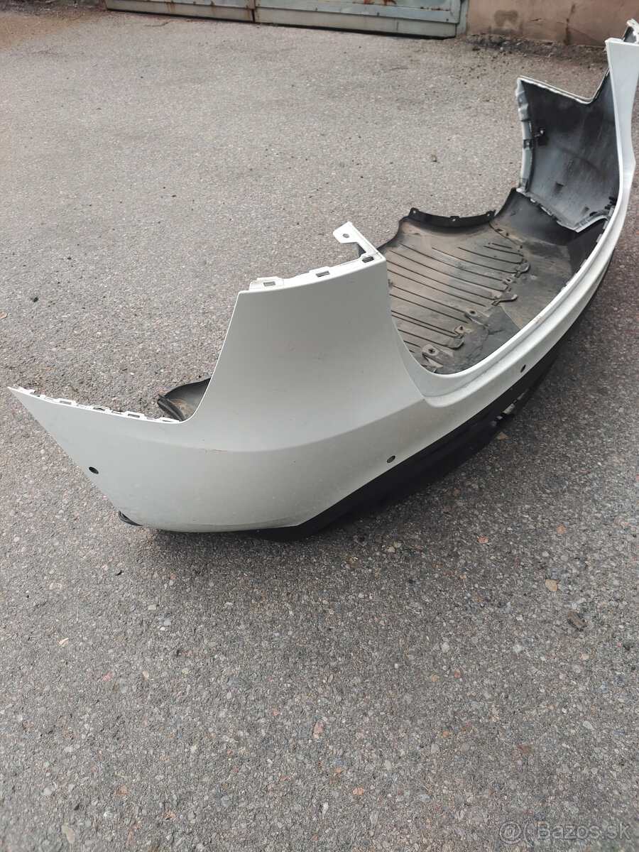 Nárazník Tesla Model Y - 3