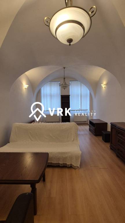 2 IZBOVÝ BYT, ALŽBETINA, KOŠICE - STARÉ MESTO - 3