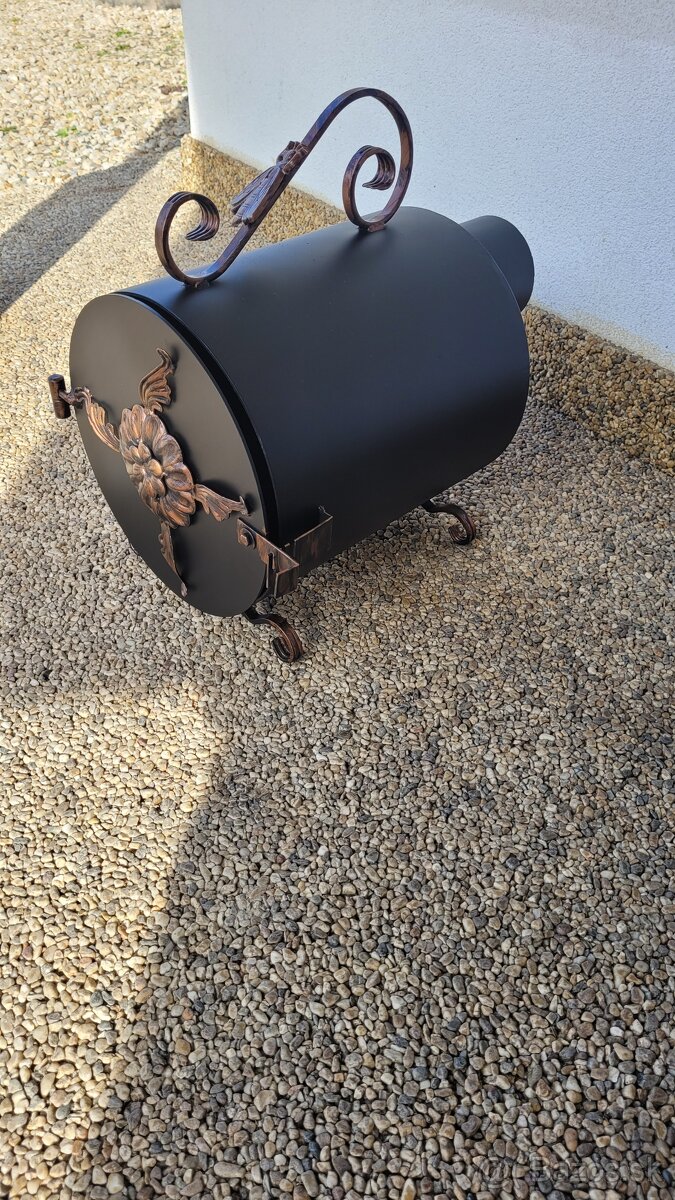 Udiareň,kovové ohnisko,dymbox. - 3