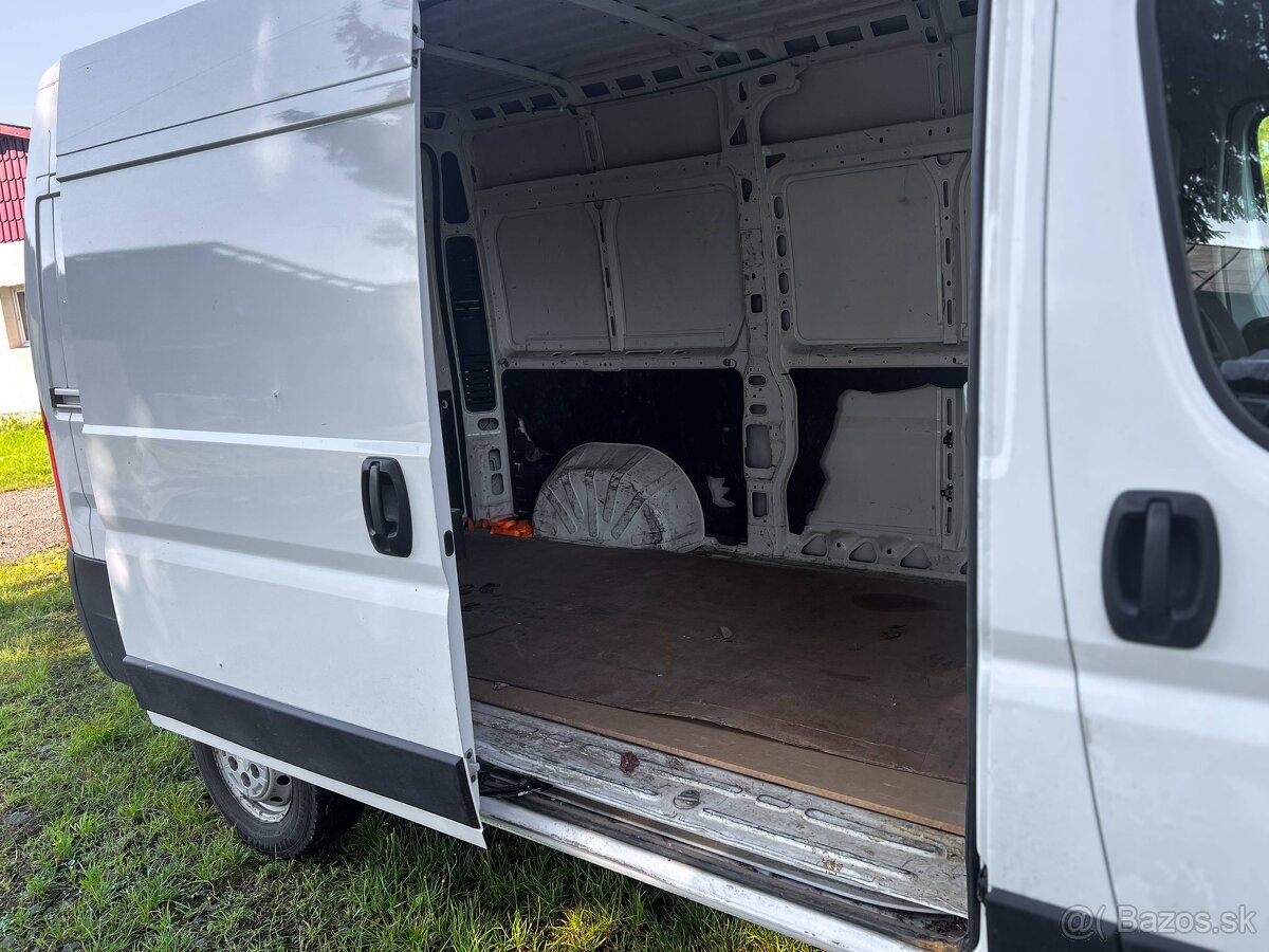 Citroën Jumper Furgon 2.0 BlueHDi 130 30 L2H2 - 3