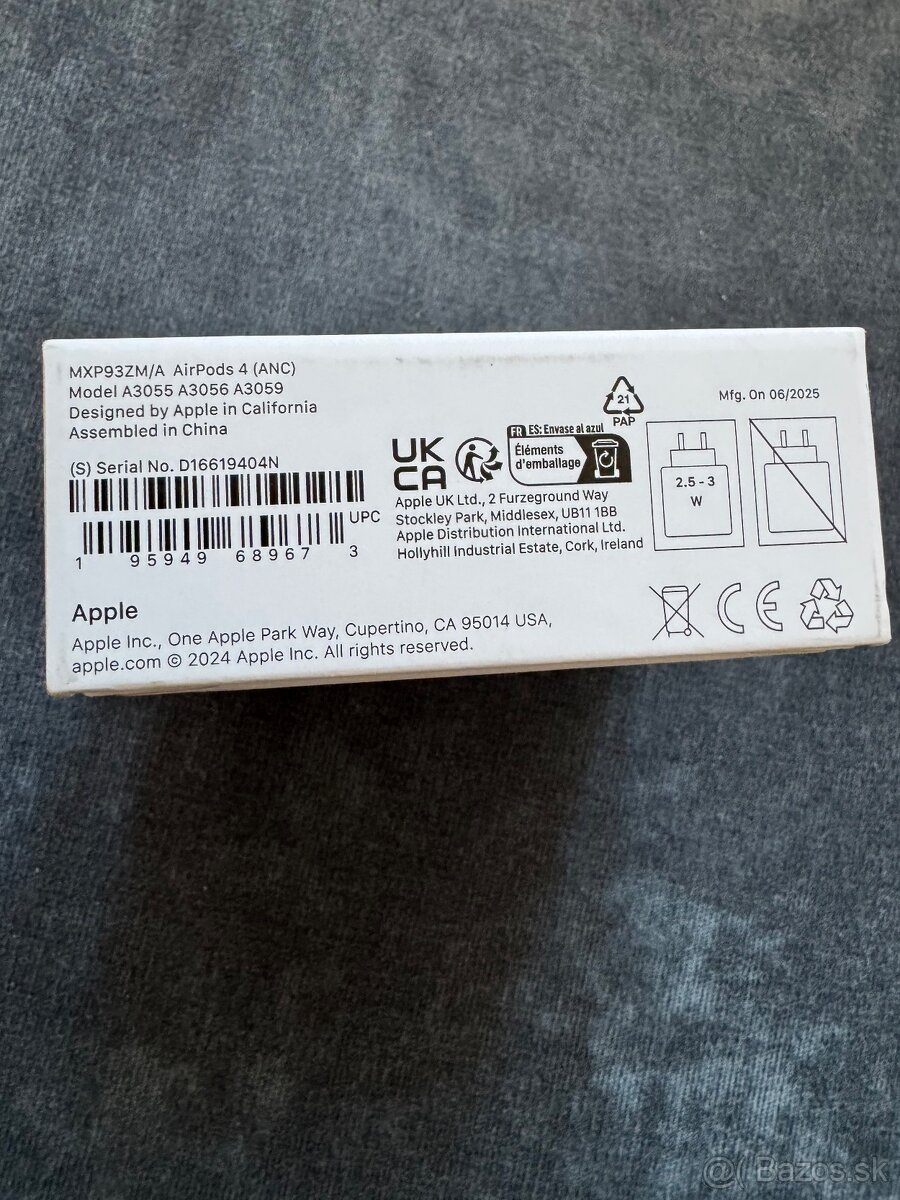 Sluchatka AirPods 4 - 3