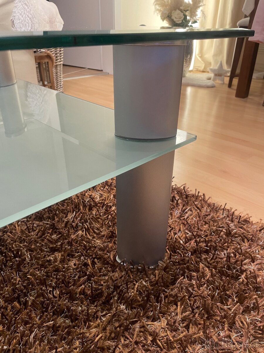 Sklenený stôl do obývačky - 3