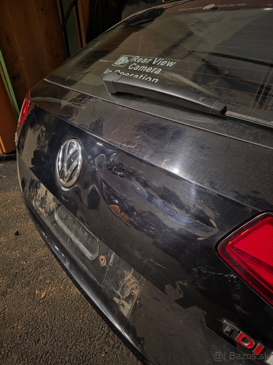 Passat b8 kufrove dvere - 3