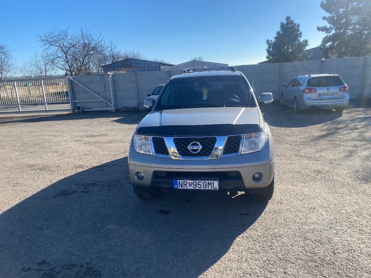 Nisan pathfinder - 3
