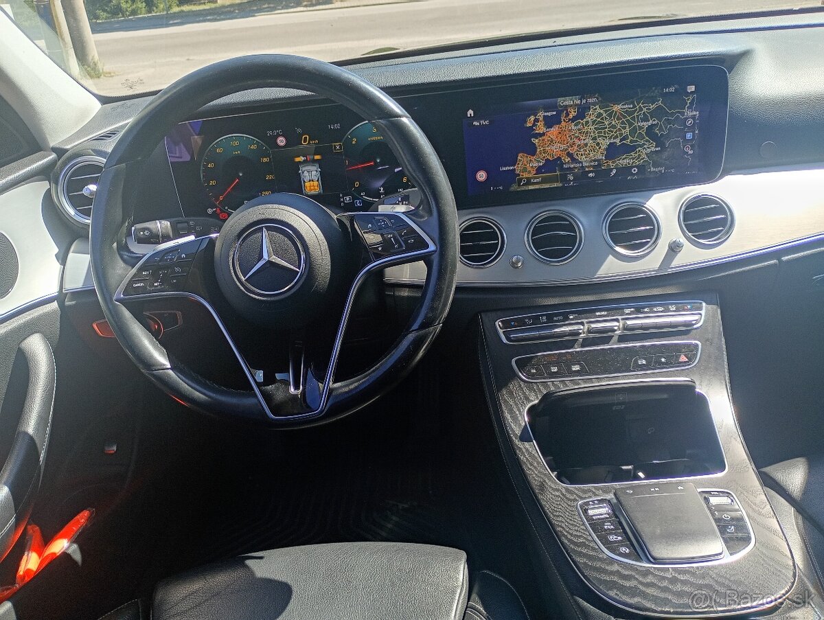 Predám Mercedes E220 ročník 2021 Virtual Matrix - 3