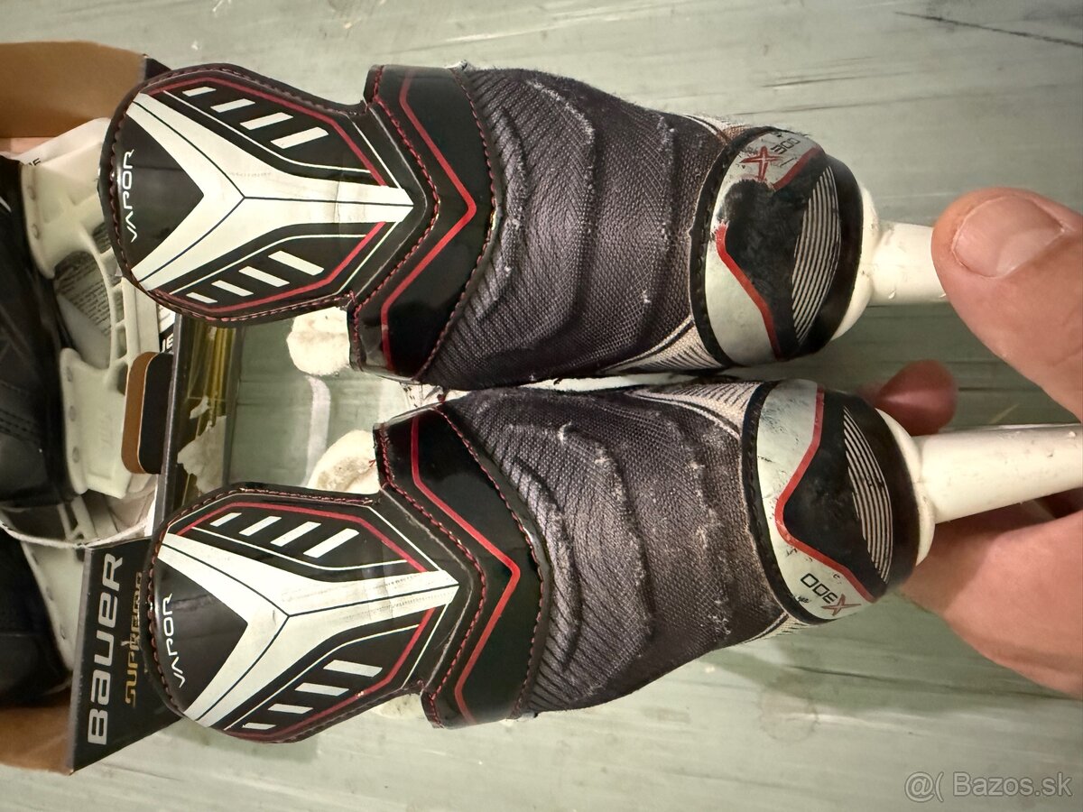 BAUER VAPOR VEĽKOSŤ 32 - 3