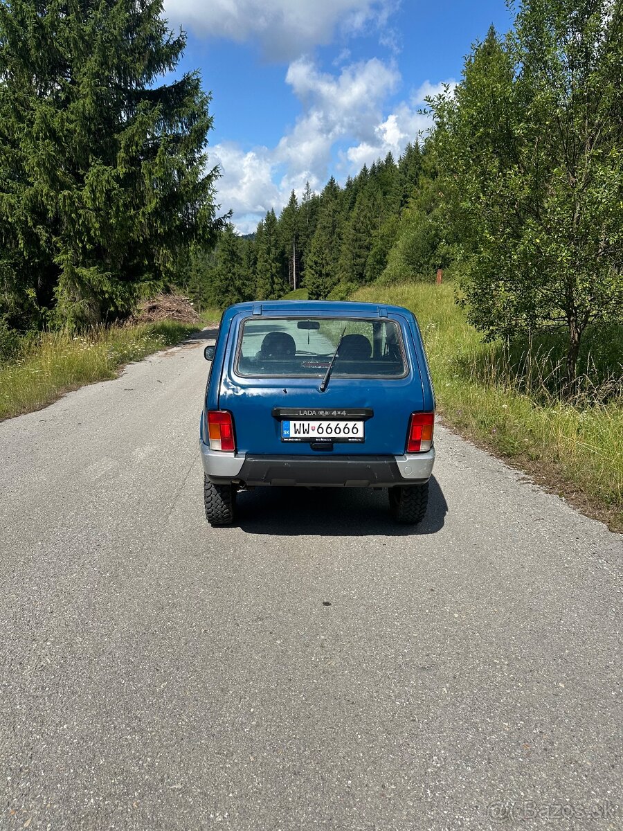lada niva 1.7 i 2015 4x4 nová stk a ek Lada