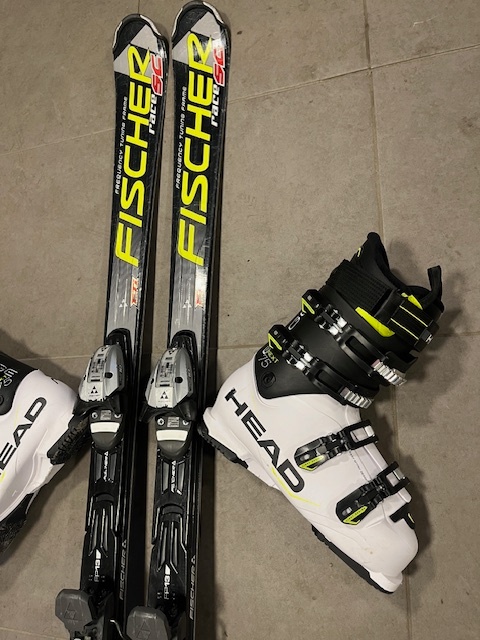 Lyze Fischer + Lyziarky + Palice - 3