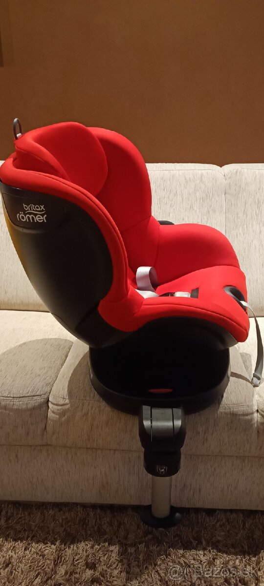 Britax Römer Dualfix 2 R červená (0-18 kg) - 3